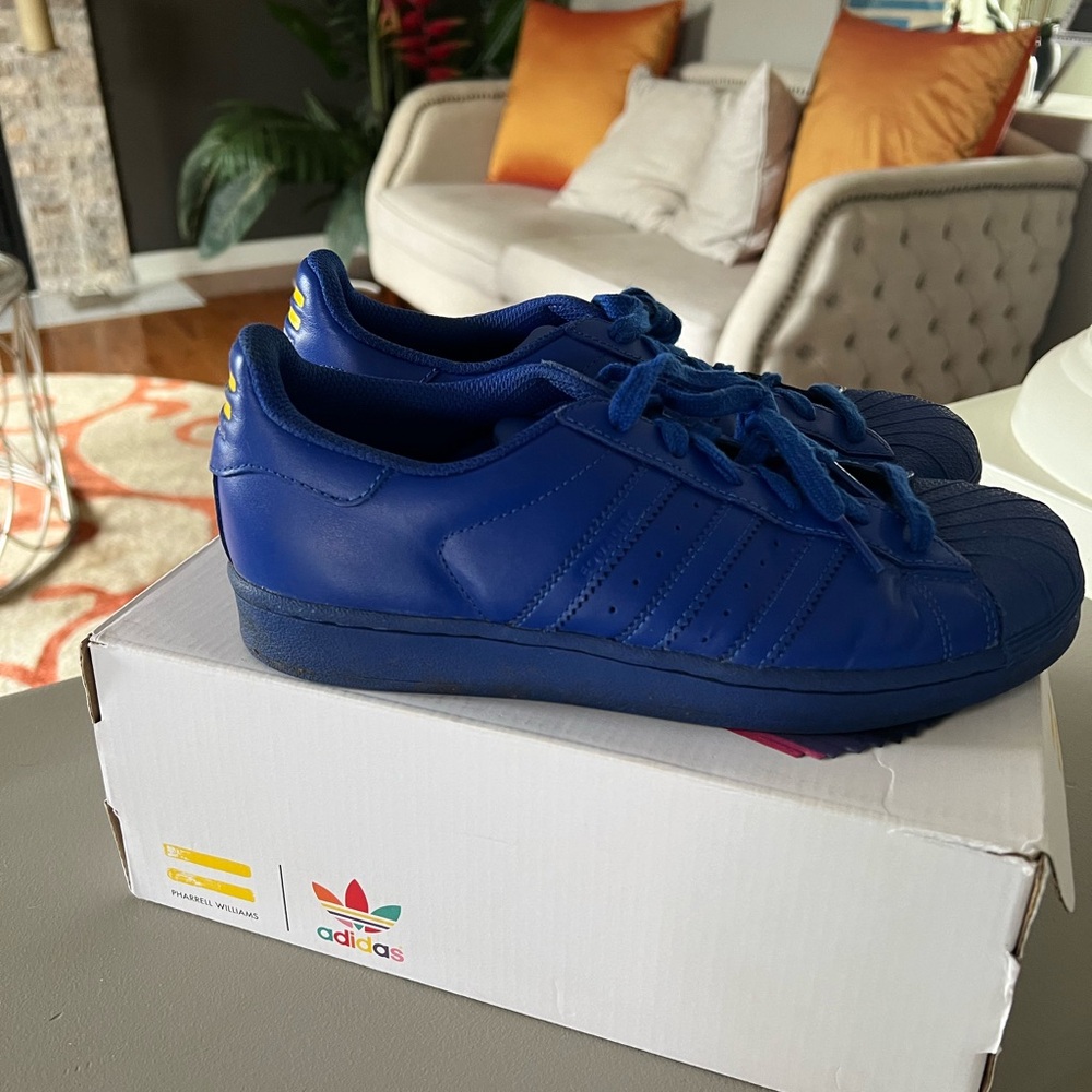 Adidas supeecolor pharell Williams
